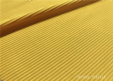 수영복 직물 Repreve 직물 자카드 직물 무늬를 짜넣은 뜨개질을 하는 2가지의 방법 뻗기