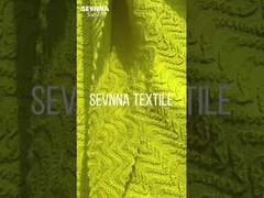 재활용 폴리에스터로 친환경으로 만들어 115cm 폭의 원형으로 짜고