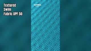 내구성이 뛰어난 수영을 위해 높은 내염소성과 93% 재활용 나일론을 사용한 질감 있는 수영 원단